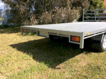 Flat Top Tandem Trailer 14ft x 7Ft