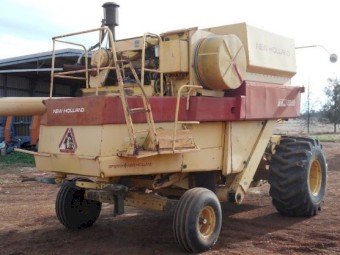 Hew Holland TR85 Header