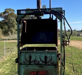 Mac Lodge Minor Hydraulic Woolpress