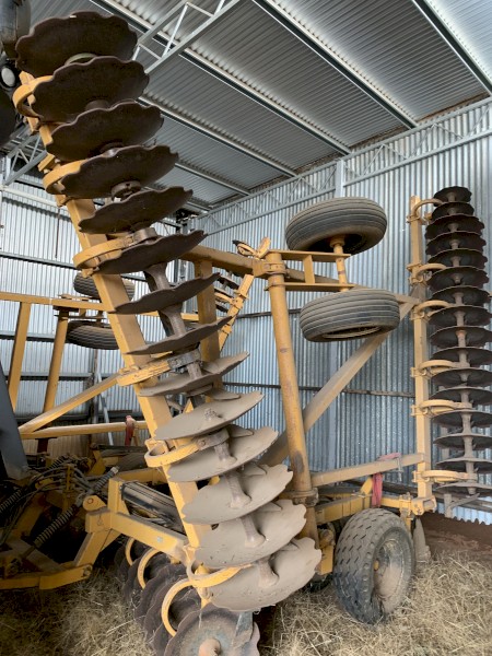 Taylor Way 48 Disc Harrow
