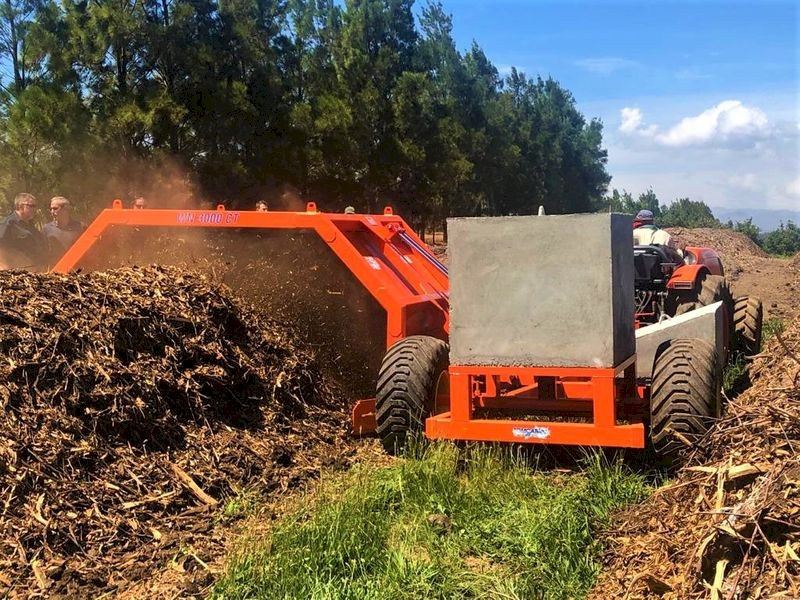 Tractor drawn compost windrow turner