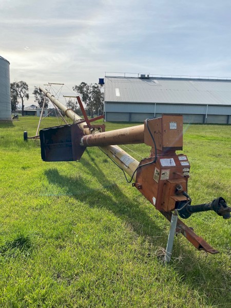 Westfield MK100-71 Swing Away Hopper