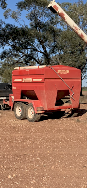 2018 Bromar multi feeder. 50 bag 
