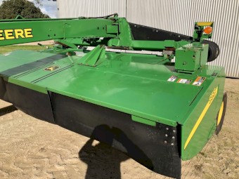 John Deere moco 956