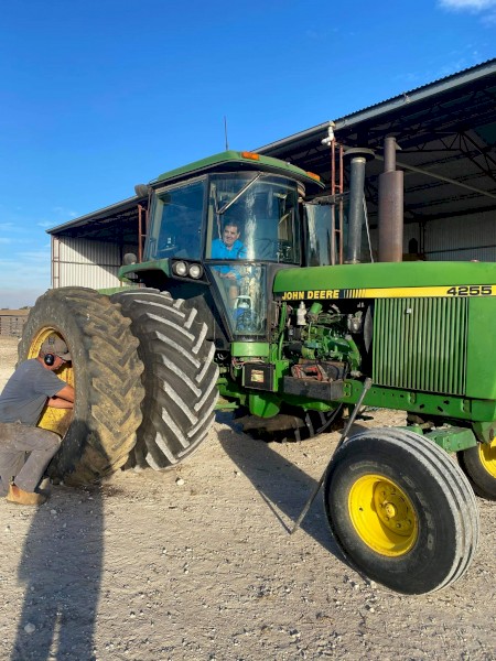 John Deere 4255 Tractor