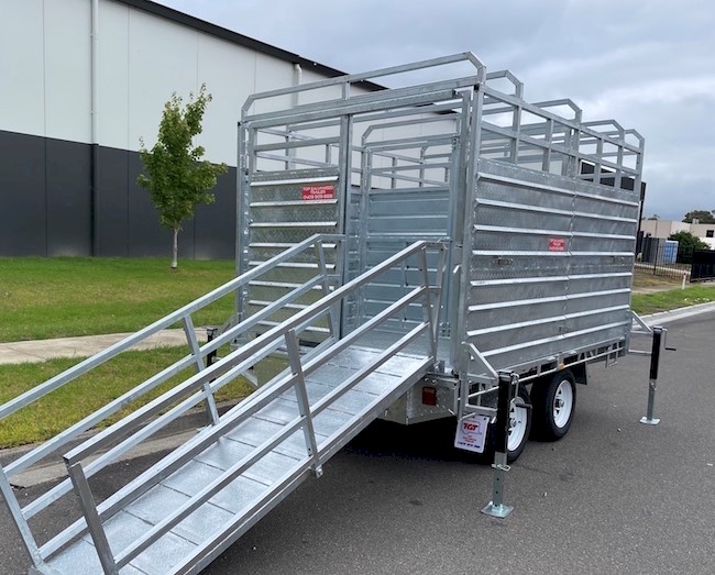2021 3.5t Flat deck trailer 3.6m (12ftx 7ft) with removable stock crate