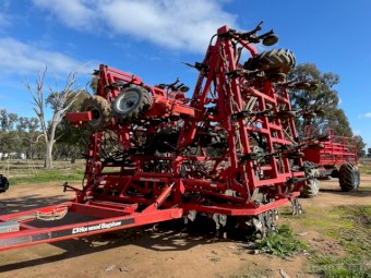 Horwood Bagshaw 14000L Cart & 63ft Bar