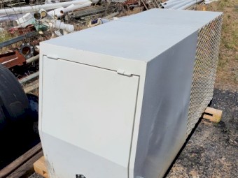 Dog cage/toolbox