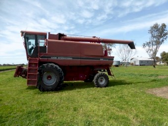 1993 Case IH 1666 Header (not 1660)  with 1010   25' Tyne reel front.