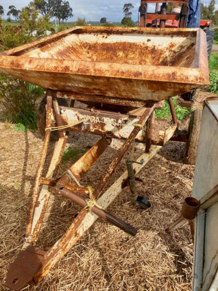Kurrajong 1000 Spreader