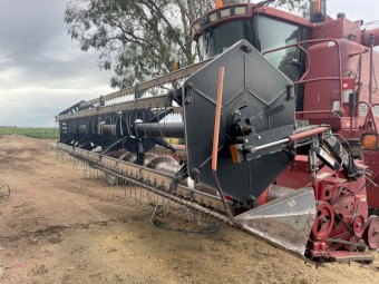 Case IH 2366 Header with 1010 Front