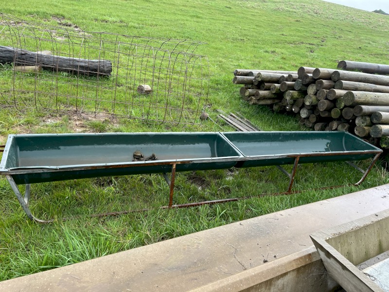 Cattle/Sheep Feeder