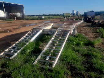 2010 Maynard Tag trailer