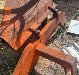 3PL Single Tine Tractor poly pipe ripper 