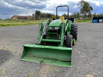 John Deere 4320 Tractor