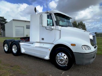 Freightliner 2007 day cab prime mover