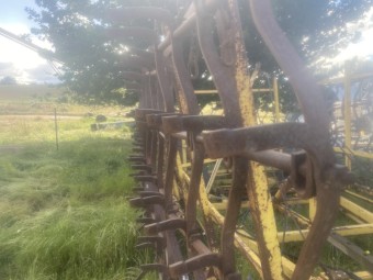 Coolamon 40ft hydraulic harrows 