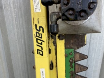 Sabre Windrower Vertical Knife