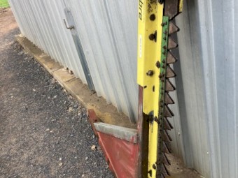 Sabre Windrower Vertical Knife
