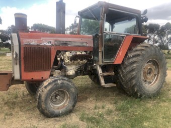 Massey Ferguson V8 2745 Tractor
