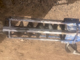 Brandt 835 Auger