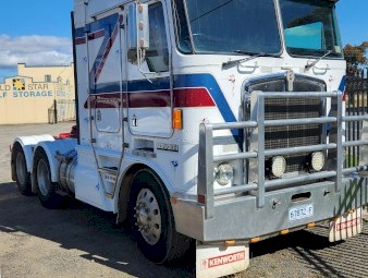 Kenworth K100G 