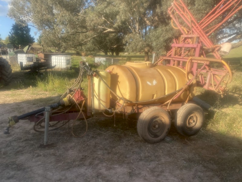 Hardi boomspray 1200 litre 40 foot