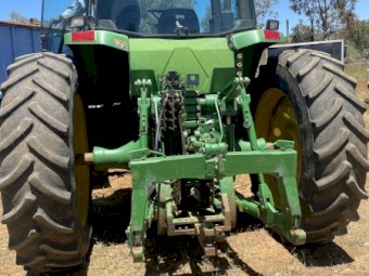 Under Auction - (A209) John Deere 8300 Tractor 