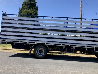 1998 Isuzu FVR950 Truck