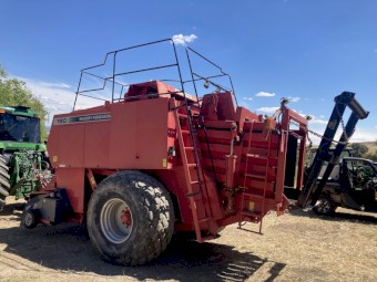 Massey Ferguson 190 4x4x8 Baler