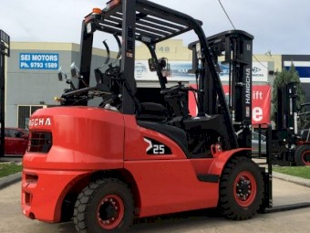 New Hangcha 2.5T Diesel Container Mast