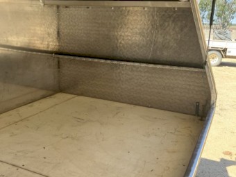 Ute canopy 