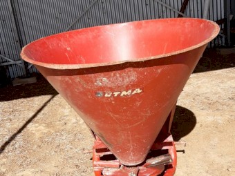 3 point linkage 500L super spreader