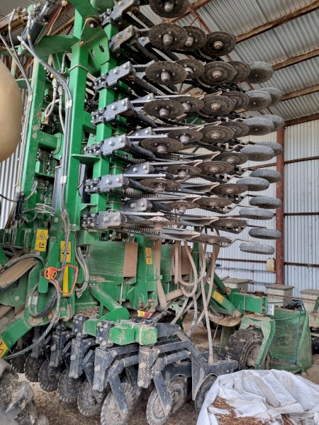 Great Plains Spartan 607 Disc Seeder
