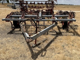 Frigstad E1-13 Chisel Plough