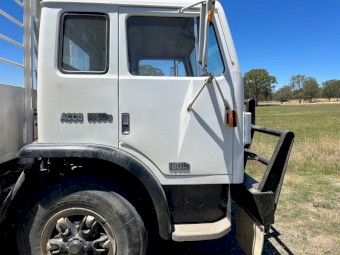 1987 Acco 1850D Truck