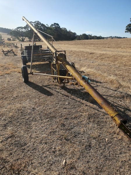 Mobilco auger