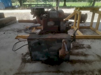 9" Batescrew Pump with Frame