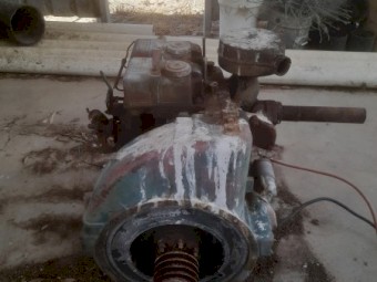 9" Batescrew Pump with Frame