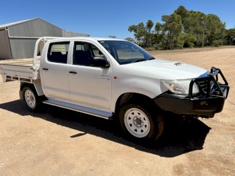 2014 Toyota Hilux SR Dual Cab Ute