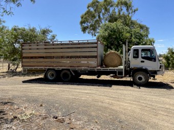 2000 Isuzu FVM 1400 Truck
