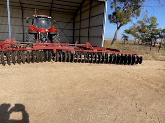 Case IH 3950 Offset Disc