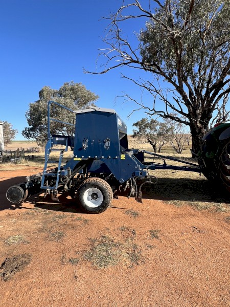 2020 Agrow Drill AD 230