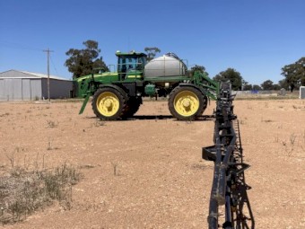 John Deere 4930 Sprayer