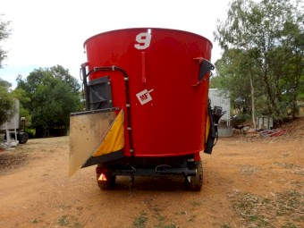 Feed Mixer. Metal-Fach BelMix 2017. GC.