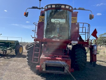 2000 Case IH 2366 Header and 1020 Flex Front ##PRICED REDUCED##
