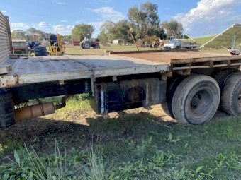 1976 Isuzu Bedford boggy drive farm truck 