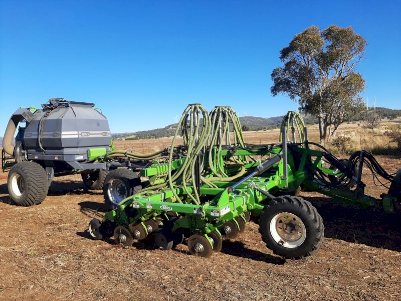 For Sale 6m Boss  Double Disc Air Seeder