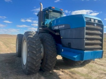 New Holland 9682 Tractor