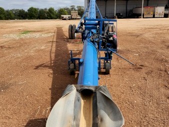 70ft x 11" Belt Grain Shifter/Conveyor